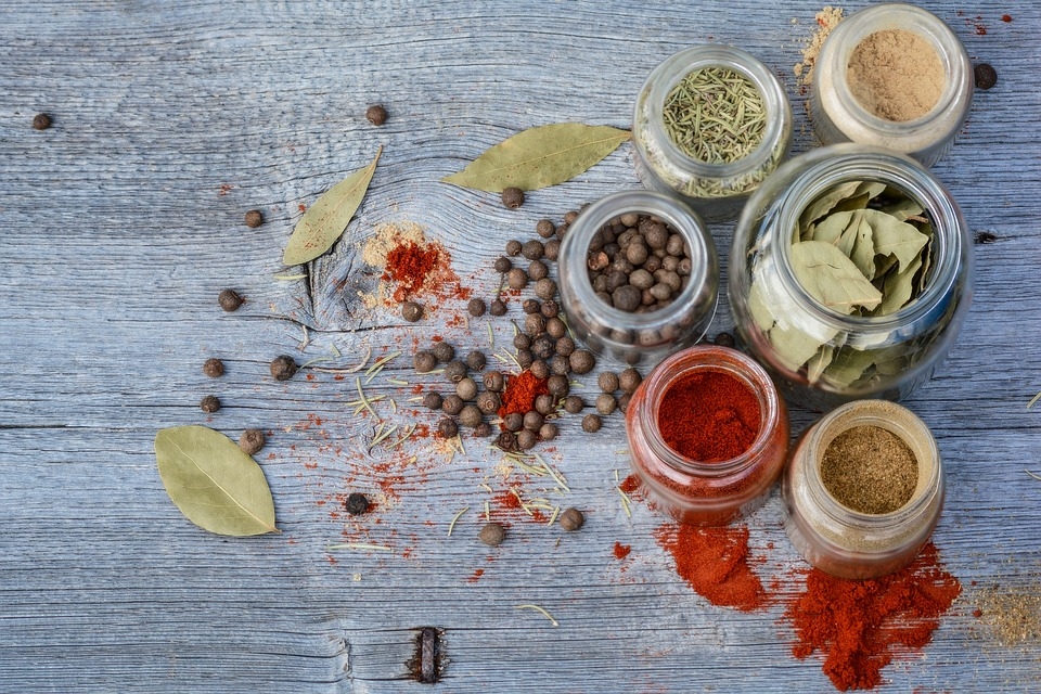 GONGOLI - DJEKA- CLOU DE CLROFLE - Spices, Plants, Roots and Powders mixed